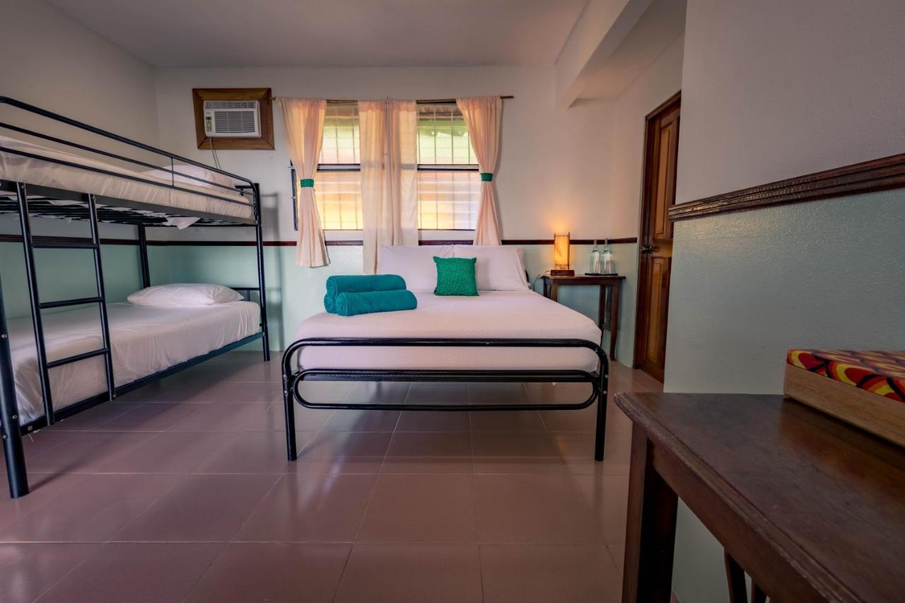 Doña Mara House 2*
